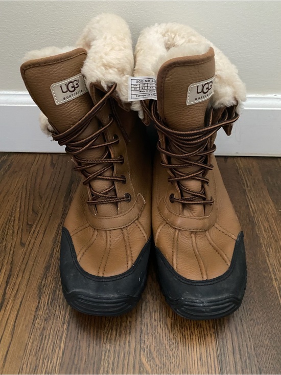 UGG Shoes - UGG Women's Chestnut Brown and Black Shearling-Lined Winter Lace Boots